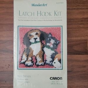 WonderArt Caron Latch Hook Kit - Best Friends